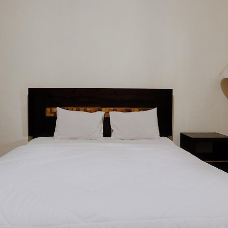 Hotel Mahkota Plengkung By Ecommerceloka バニュワンギ 部屋 写真
