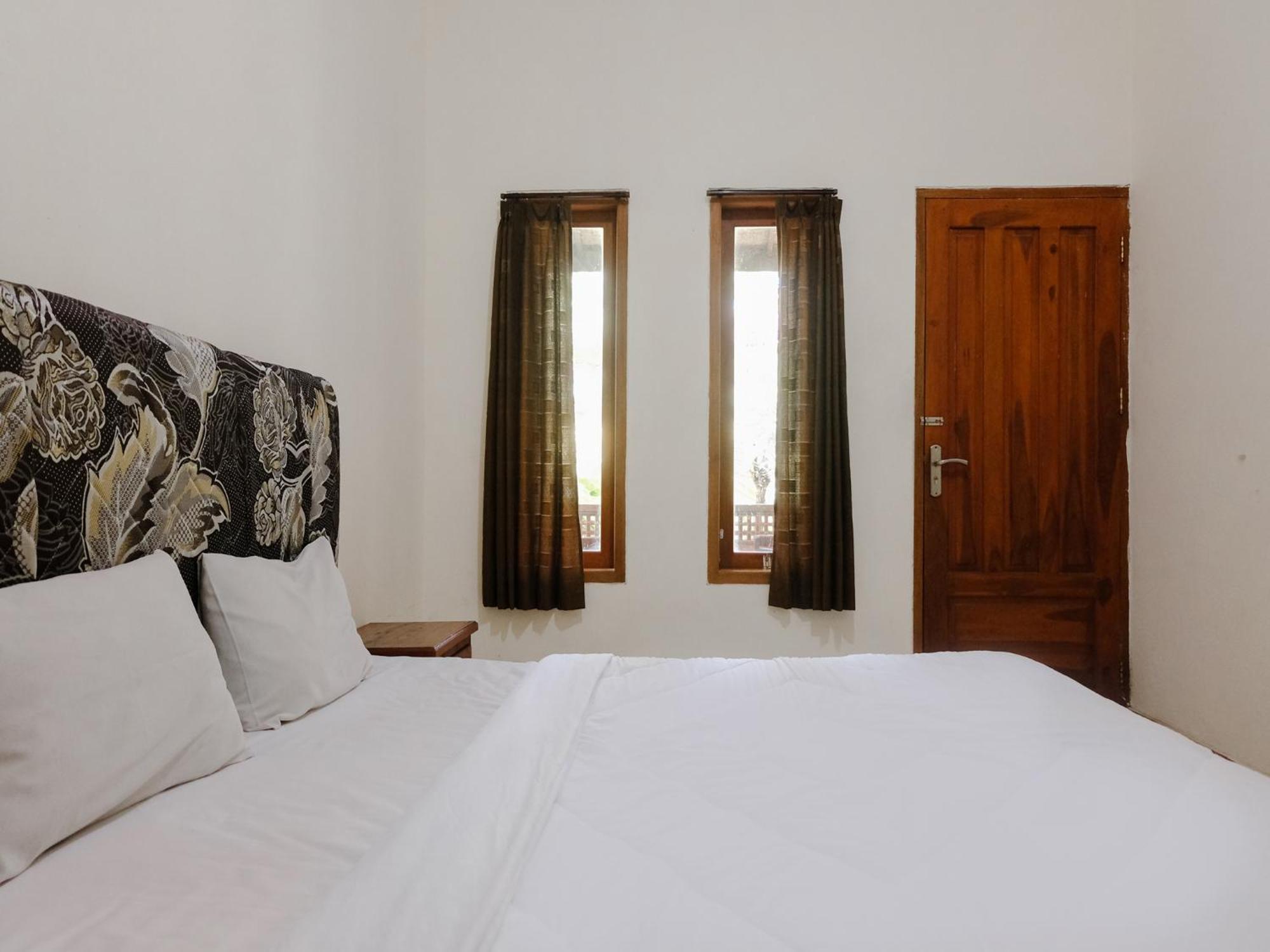 Hotel Mahkota Plengkung By Ecommerceloka バニュワンギ 部屋 写真